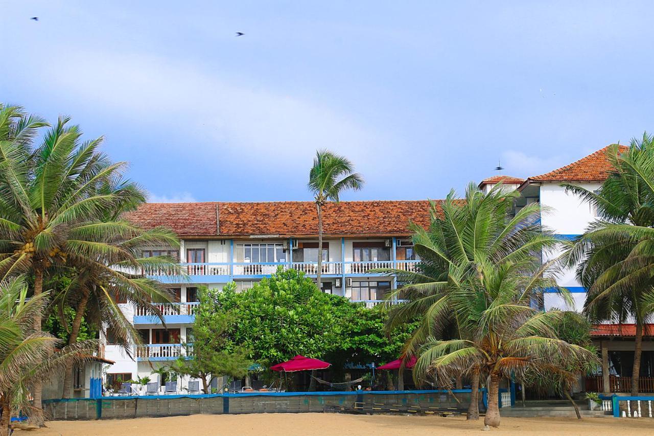 Topaz Beach Hotel Негомбо Экстерьер фото
